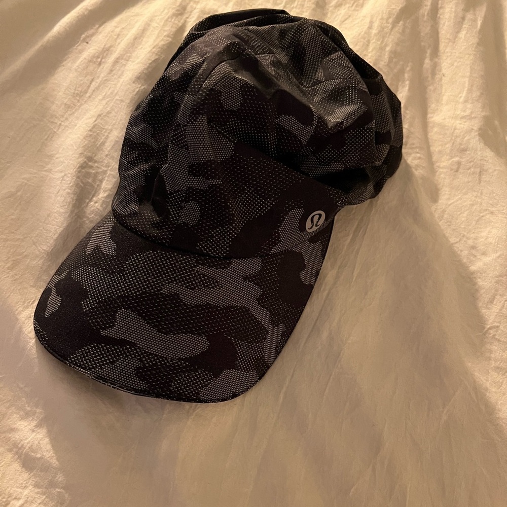 Lululemon fast and free running hat